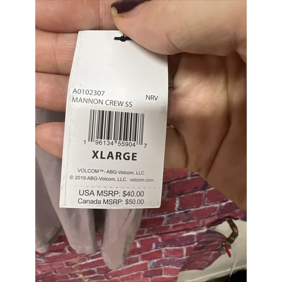 NWT Volcom Lavender XL Men's T Shirt New with Tags - Picture 4 of 7